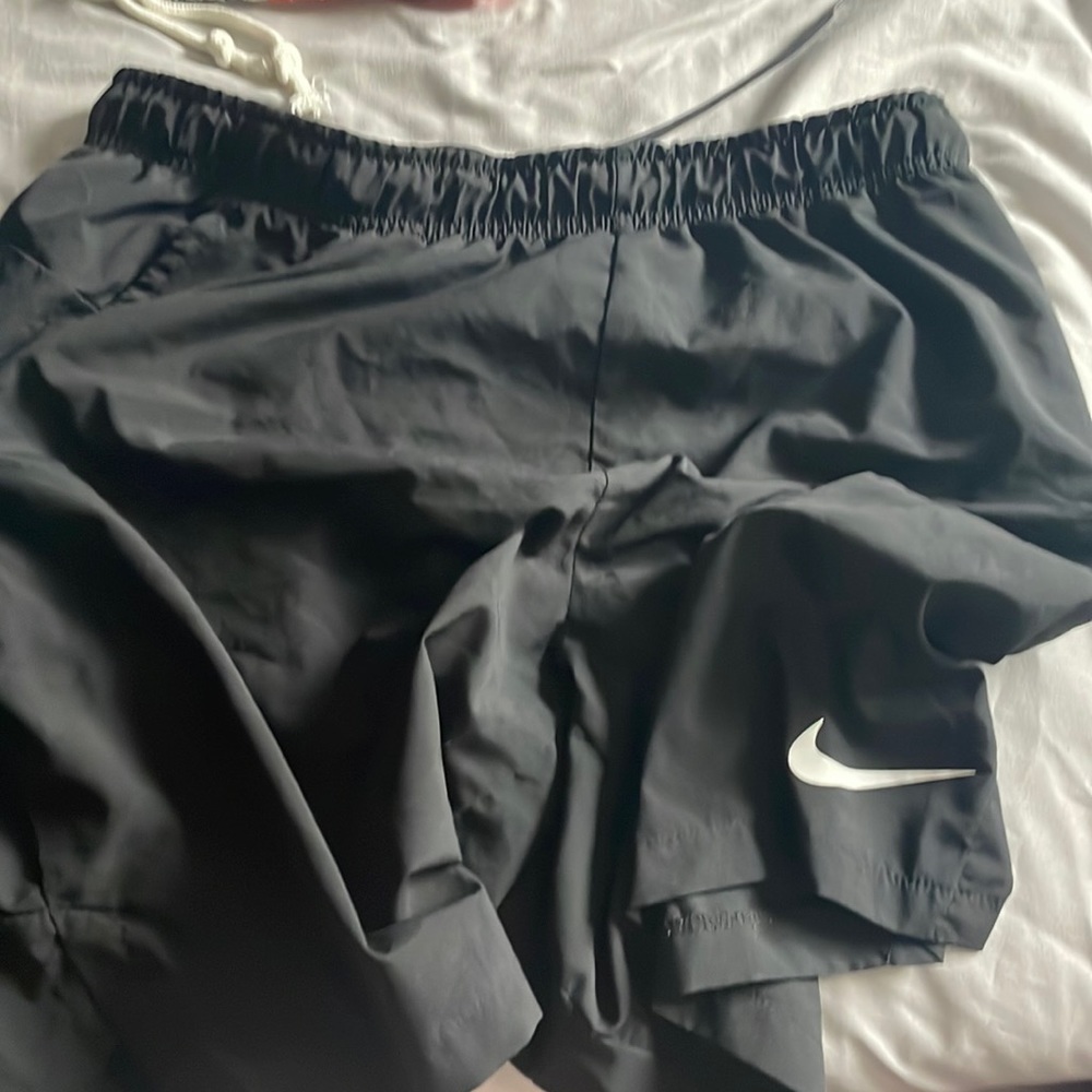 Nike running shorts size large